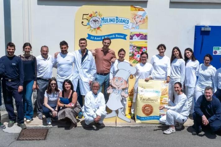 Mulino Bianco festeggia 50 anni con i suoi dipendenti