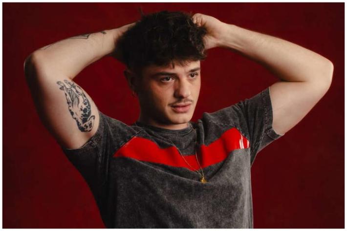 Si svegli&ograve; dal coma ascoltando Olly, 19enne lo incontra a Rimini