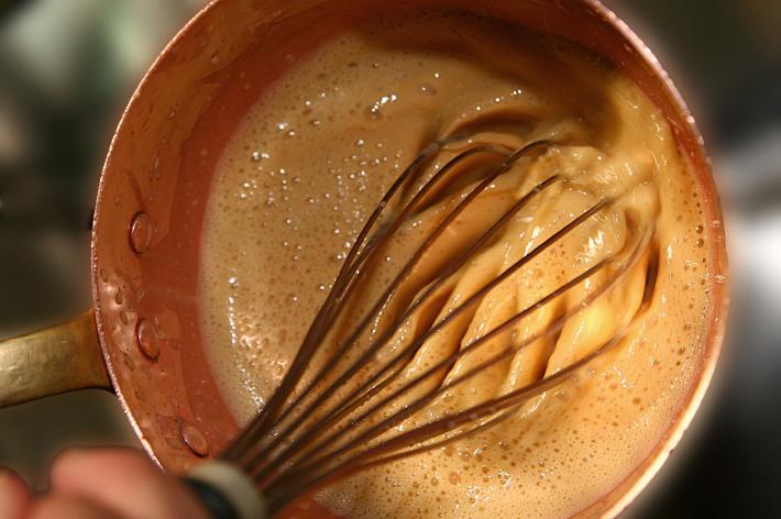 Zabaione e stop, dall'uovo sbattuto la genesi di questo dolce