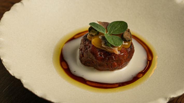 Finto manzo di peperone in straccetti e Parmigiano