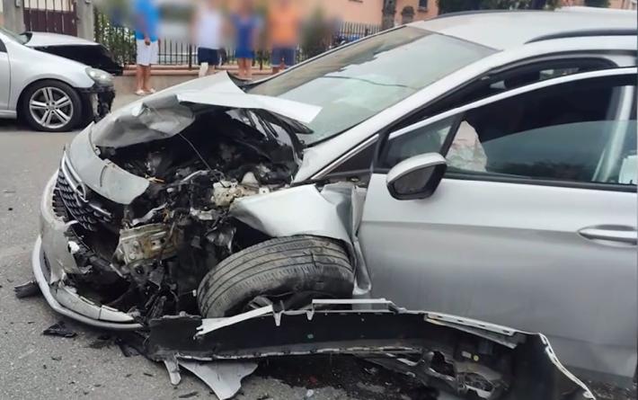 Schianto a Baganzola questa mattina: due feriti, uno &egrave; in gravi condizioni