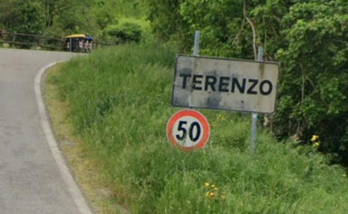 Motociclista ferito dopo una caduta a Terenzo