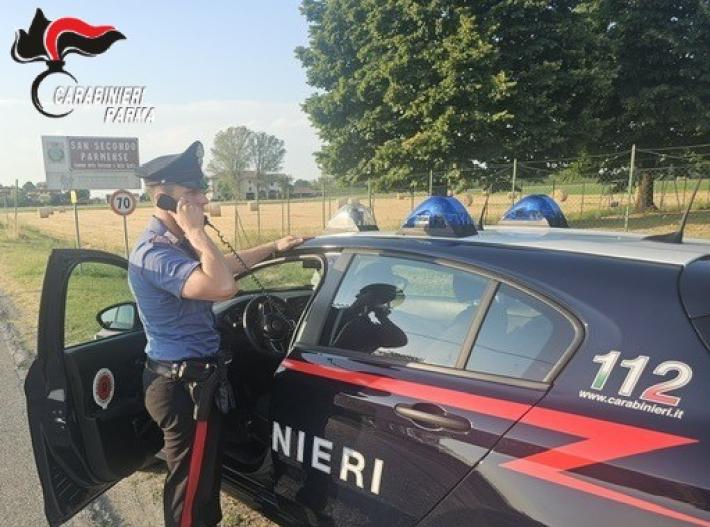 San secondo p.Se: anziana esce di casa per ritirare la posta e trova uno sconosciuto che millantando una conoscenza con suo figlio la distrae per rubarle in casa. Denunciato per furto 40enne italiano 