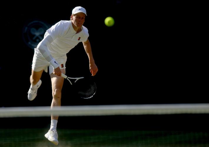 Wimbledon: Sinner-Djokovic 6-3, 6-3, 2-3 Jannik  recupera il break - Alcaraz &egrave; gi&agrave; in finale 