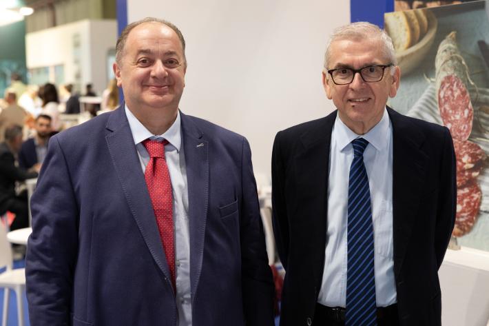 Salame Felino e Coppa di Parma tornano a Tramonto DiVino. E intanto nei primi 5 mesi dell&rsquo;anno continua la crescita del preaffettato: boom della Coppa (+10,4% sul 2024), mentre il Salame sale a un +3,