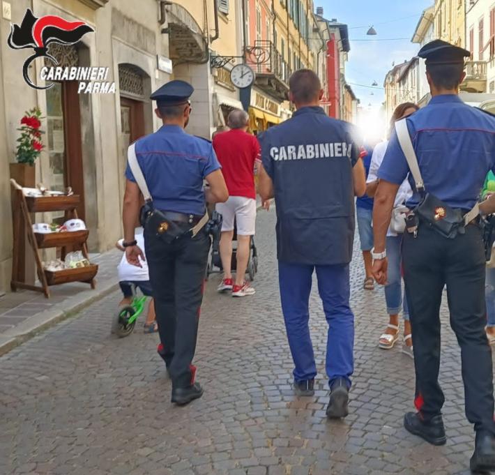 Borgo val di taro: servizio straordinario per il controllo del territorio. Sospeso temporaneamente un esercizio aperto al pubblco trovato con lavoratori in nero, 3 denunce e 3 patenti di guida ritirat
