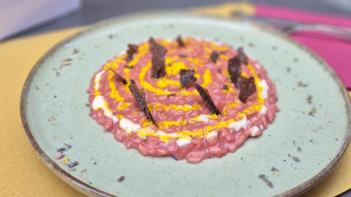 Risotto alla barbabietola, zafferano e taleggio