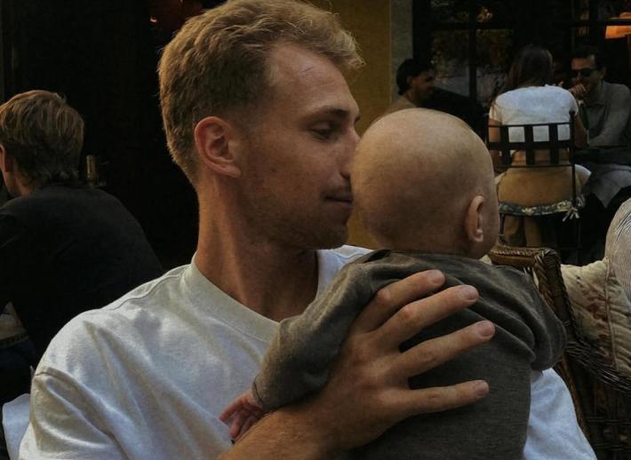 Tragedia per il giocatore del Bari Matthias Verreth: &egrave; morto il figlio di un anno