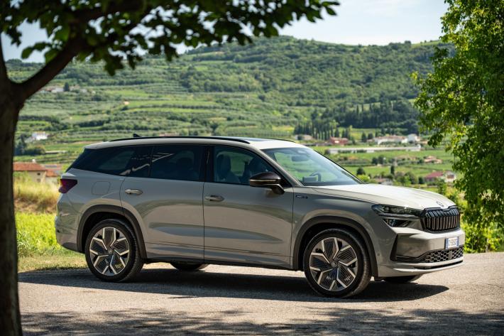 Skoda Kodiaq, tentazione  plug-in. Seconda generazione del big Suv