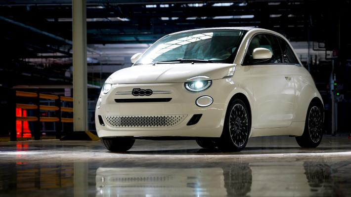 A bordo dopo le vacanze: la 500 ibrida e le altre: guida alle novit&agrave; dell'autunno