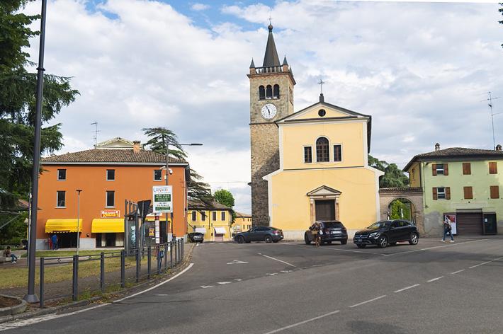 Piazza Miodini, scontro in Consiglio