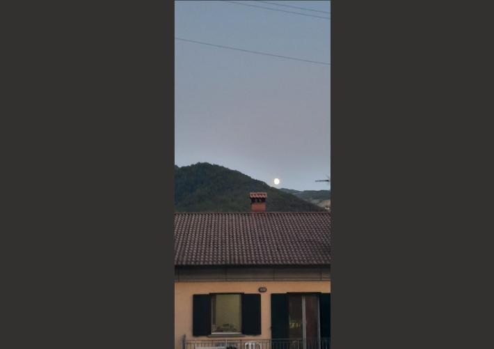 La luna piena illumina Solignano (e la citt&agrave;) - Inviateci le vostre foto