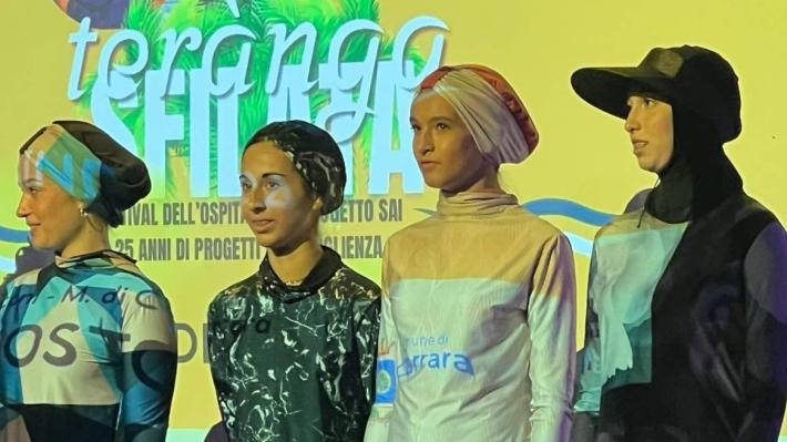 Polemica per sfilata di burkini a Marina di Carrara
