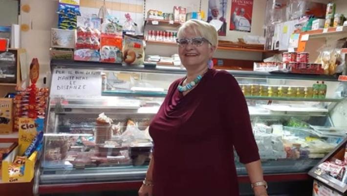 Roccabianca, dopo 48 anni Mirella ha chiuso il negozio