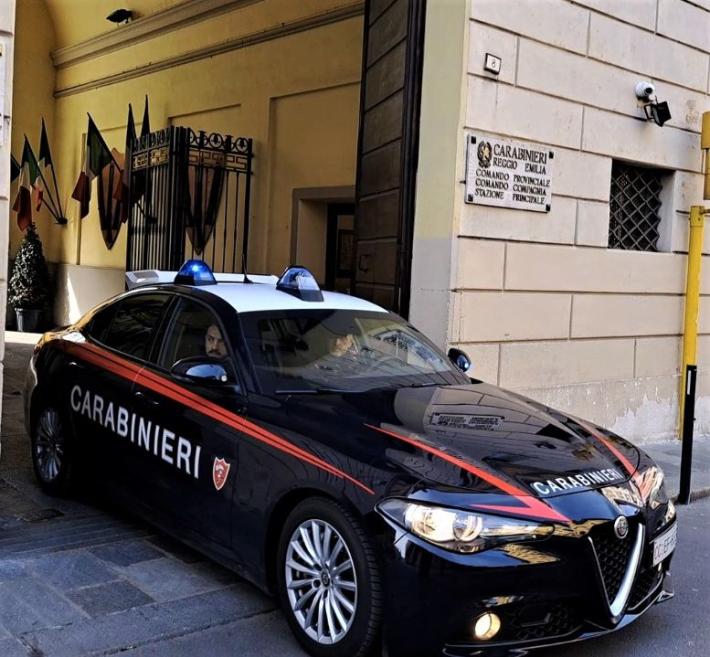 Non paga il conto dell'hotel, strattona il responsabile e minaccia i carabinieri: arrestato 38enne modenese 