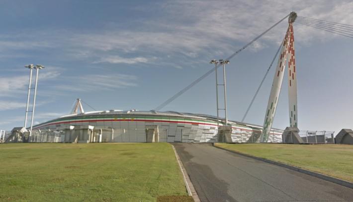 Passione crociata: la trasferta allo Juventus stadium &egrave; sold out nonostante lo "sciopero" del tifo organizzato (e i 42 euro del biglietto) 