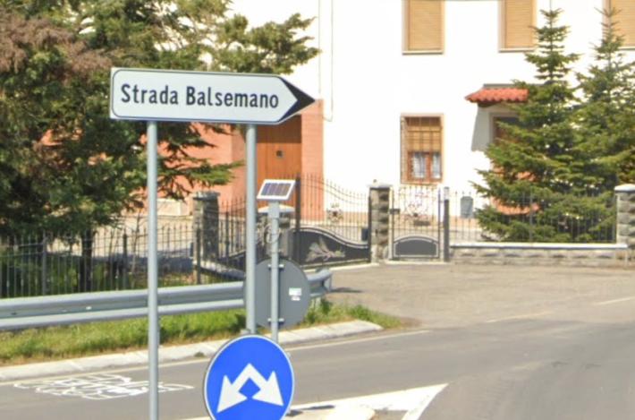 Cammina di fianco alla strada e finisce nel canale: un ferito a Busseto