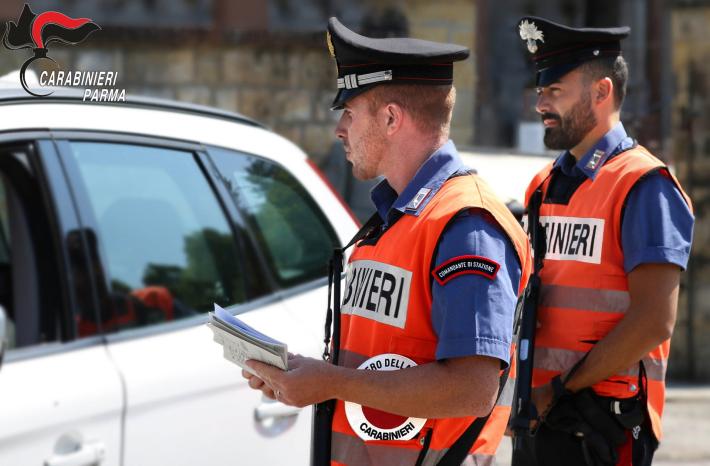 Salsomaggiore terme: controllo del territorio. 2 denunce, 6 patenti ritirate dai carabinieri per guida in stato di ebrezza alcolica e possesso di sostanze stupefacenti