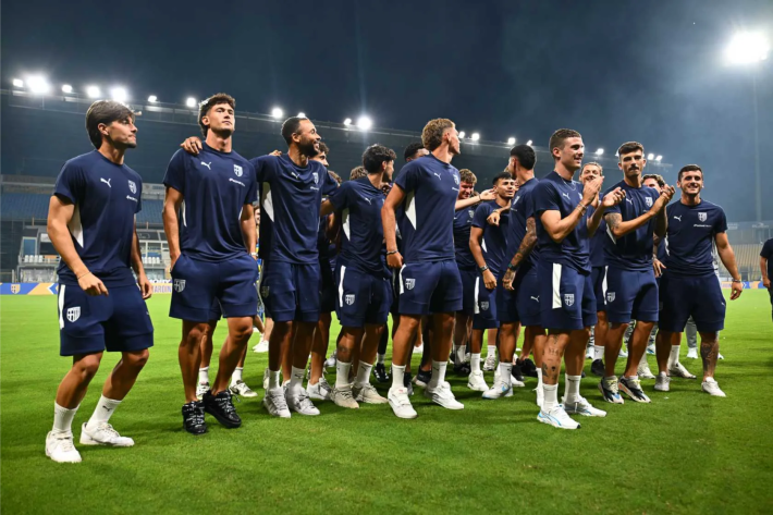 LA PRIMA SQUADRA MASCHILE SI PRESENTA ALLA COMUNIT&Agrave; DI COLLECCHIO