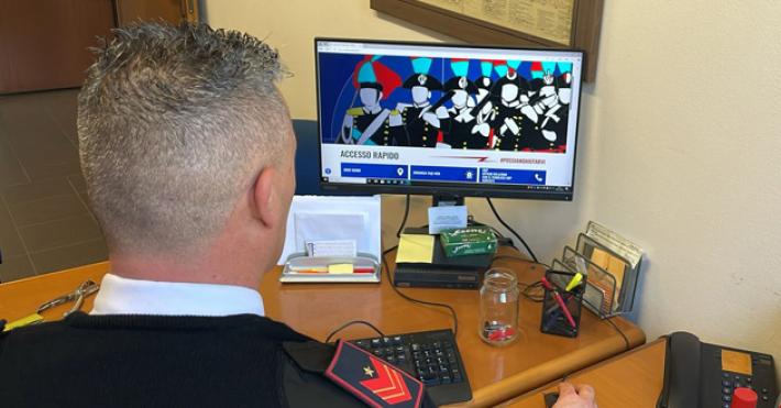 Vittima di un sms ingannevole viene truffata per 4.900 euro da un finto addetto della banca. 49enne italiano denunciato per truffa