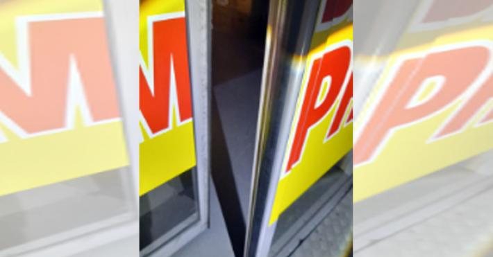 Ladro in azione in un negozio di casalinghi a Parma, arrivano le guardie giurate e le forze dell'ordine: fermato un uomo di origini asiatiche