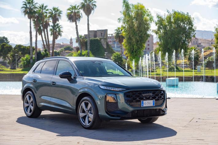 Audi, missione Q3. La best seller &egrave; tutta nuova: muscoli, spazio, tecnologia