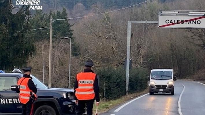 Calestano: prende a martellate una finestra e si introduce in una casa di villeggiatura per commettere un furto. Denunciato 60enne italiano 