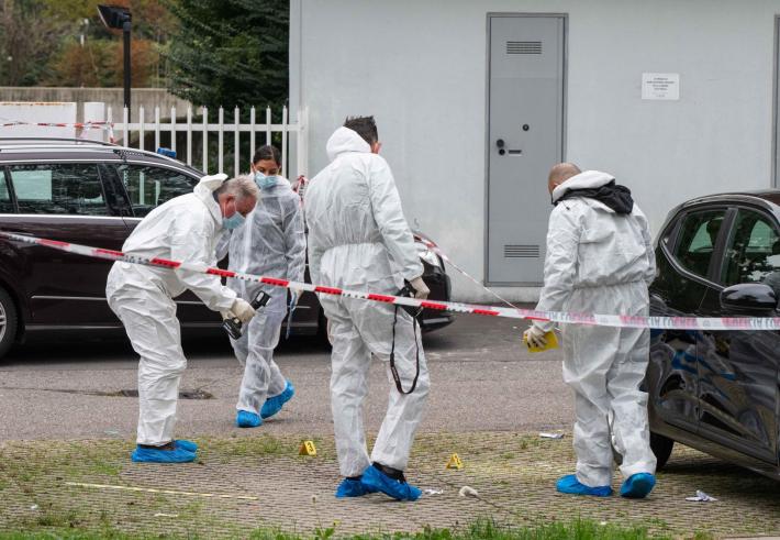 Donna accoltellata, ex marito preso dopo aver riacceso telefono