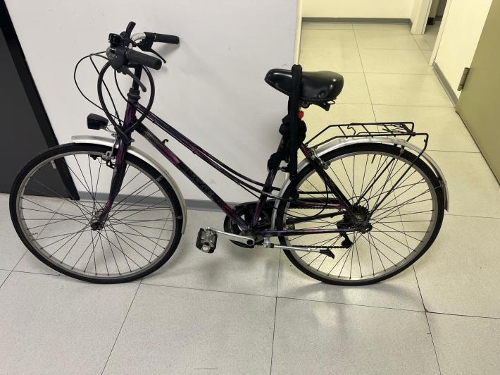 San Leonardo, la polizia locale: "Recuperata una bicicletta rubata, cerchiamo il proprietario"