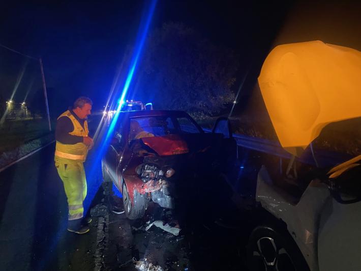 Frontale a Piazza di Traversetolo. Cinque feriti, uno &egrave; gravissimo. Traffico bloccato 