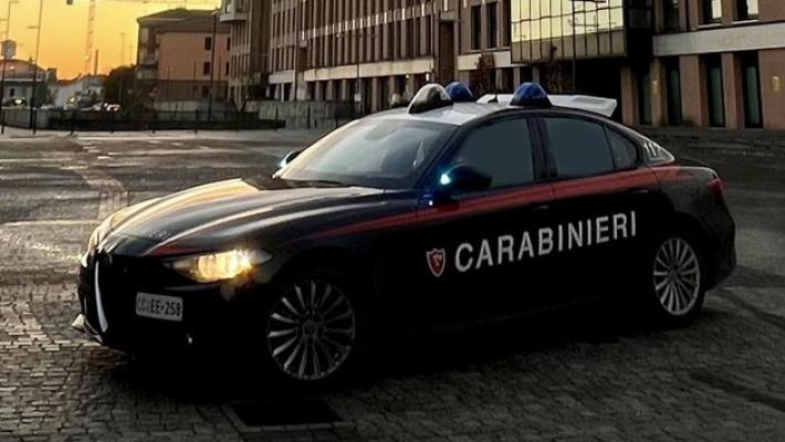 Denunciato 47enne per furto di abbigliamento griffato. Recuperata refurtiva del valore di oltre 400 euro