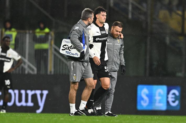 Parma: Circati fuori un mese e mezzo, Estevez un mese