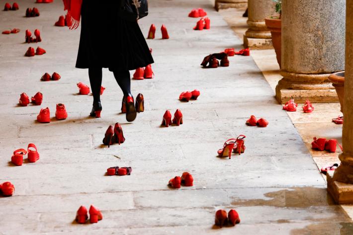 25 novembre, Number 1 per la Giornata internazionale per l&rsquo;eliminazione della violenza contro le donne