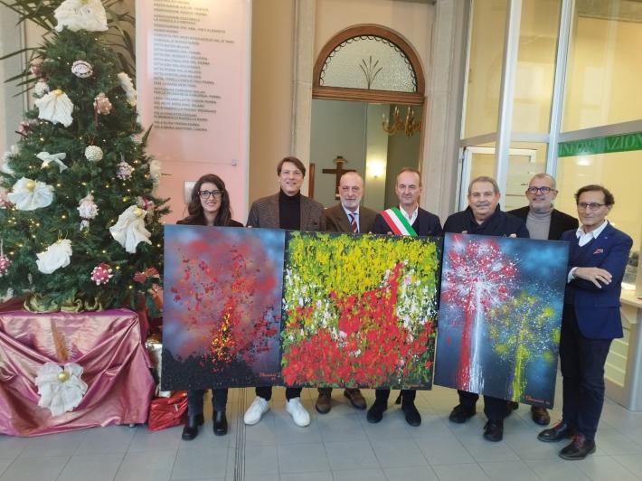  Donati all'ospedale tre quadri, grazie alla generosit&agrave; dell'artista Vittorio Ferrarini