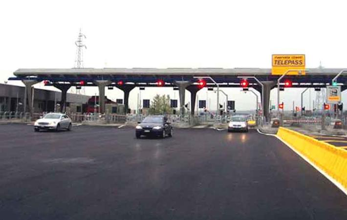 casello autostrada terre di canossa