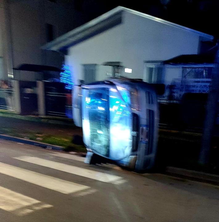 Camion fuori strada, disagi al traffico fra i comuni di Lesignano e Traversetolo
