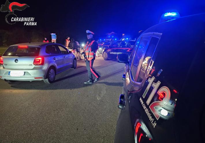 Salsomaggiore terme: controllo del territorio. 2 denunce, 8 patenti ritirate dai carabinieri per guida in stato di ebrezza alcolica e possesso di sostanze stupefacenti