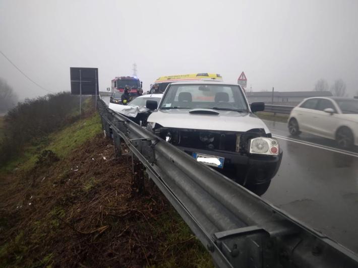 Incidente  lungo la strada provinciale 588, due feriti