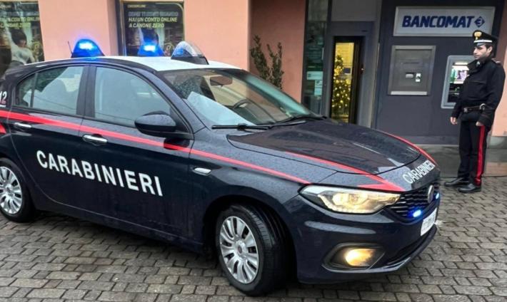 Compra un Gratta&Vinci con il bancomat rubato a un'anziana e incassa il premio: denunciato 24enne 