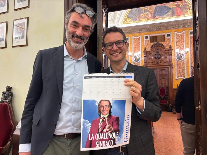 Torna il calendario satirico