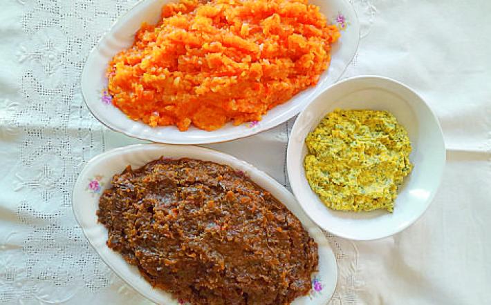 Tempo di  Tris di salse per il bollito