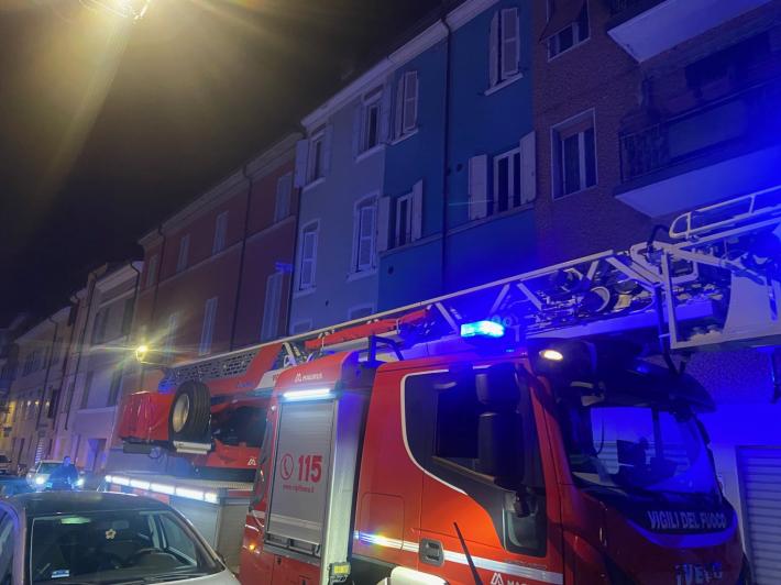 Paura in via Corso Corsi per un incendio