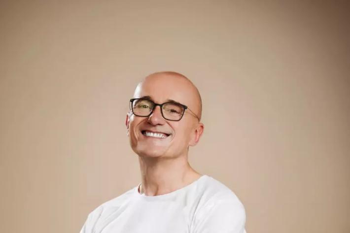 Signorini si autosospende da Mediaset. L'azienda: "Accogliamo la sua decisione"