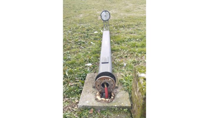 Palo divelto a Busseto