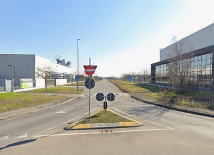 Schianto tra auto e camion allo Spip: una donna &egrave; in gravi condizioni