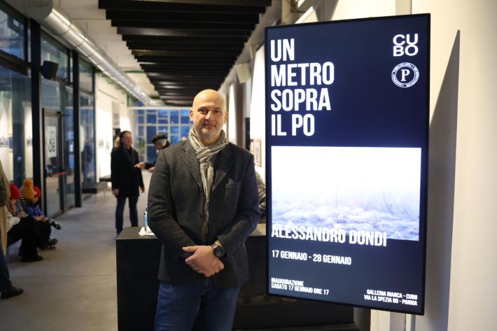 Inaugurata al Cubo la mostra di Alessandro Dondi "Un metro sopra il Po"