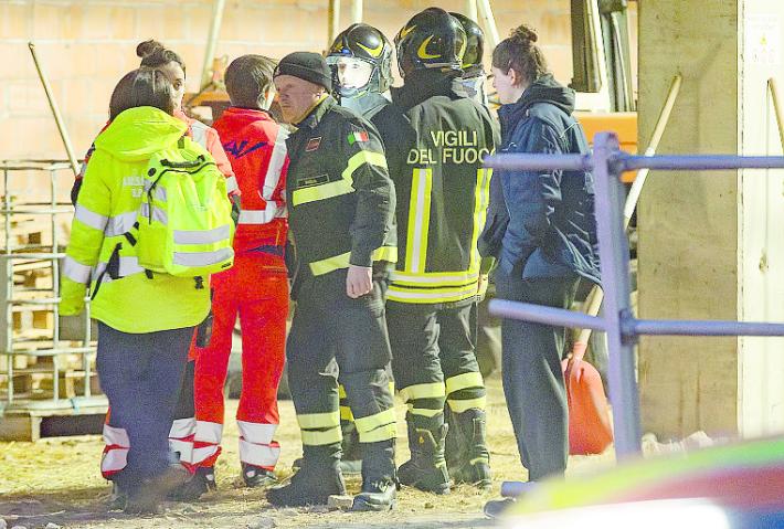 Precipita da 7 metri in una stalla Muore un operaio di 58 anni