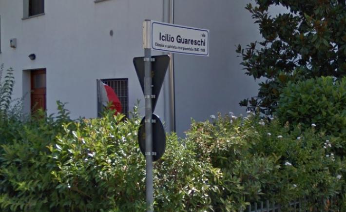 Eliminati e smaltiti i rifiuti, tolti i box abusivi: dissequestrata l'area di via Guareschi vicina al Baganza