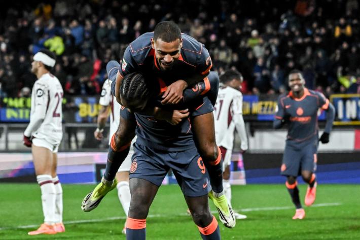 Inter-Torino 2-1, decidono i gol di Diouf e Bonny: nerazzurri in semifinale