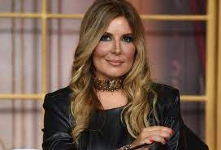 Selvaggia Lucarelli: "A Petrecca l'oro per telecronaca pi&ugrave; disastrosa delle Olimpiadi"